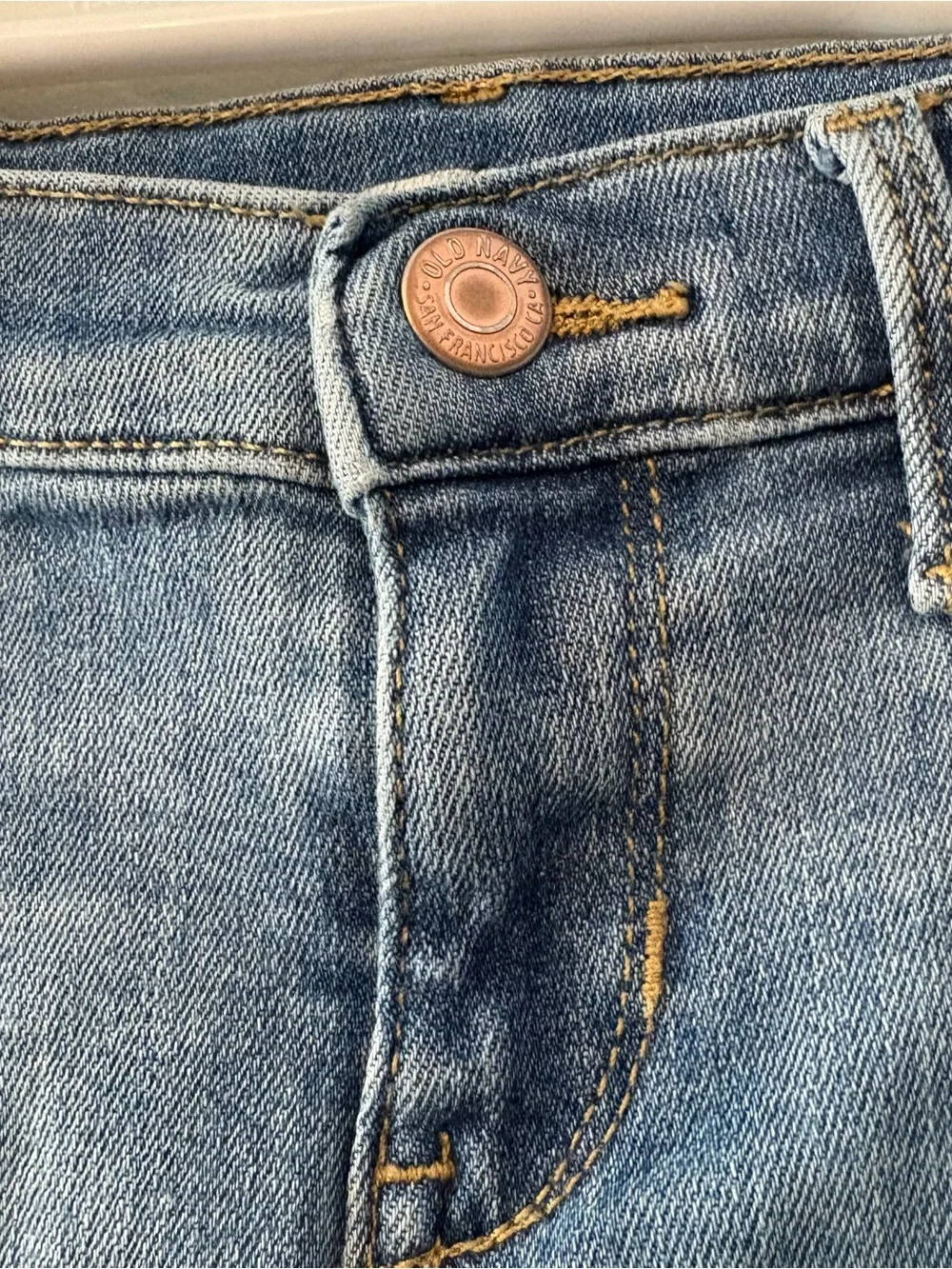 Old navy ballerina light wash distressed heart denim skinny jeans size 6